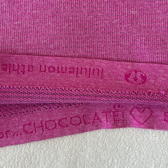 Lululemon Swiftly Tech Short Sleeve v neck
Heathered Pow Pink Light - Picture 6 of 10